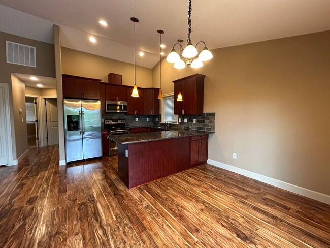 Foto del edificio - Gorgeous 3Bd/2Ba Upgraded Single Family Ho...