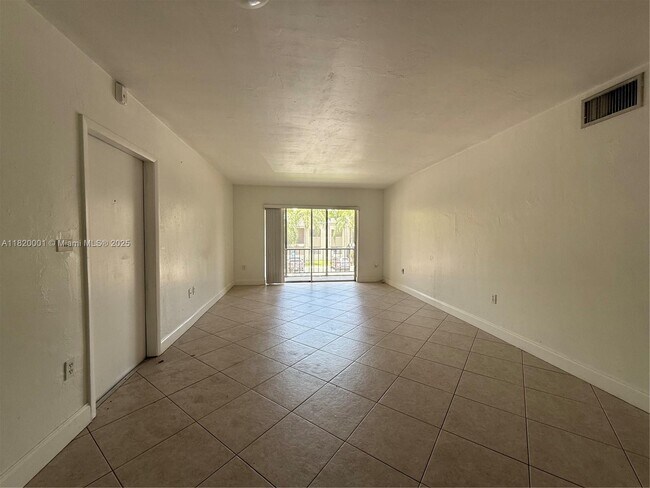 Building Photo - 7911 SW 104th St