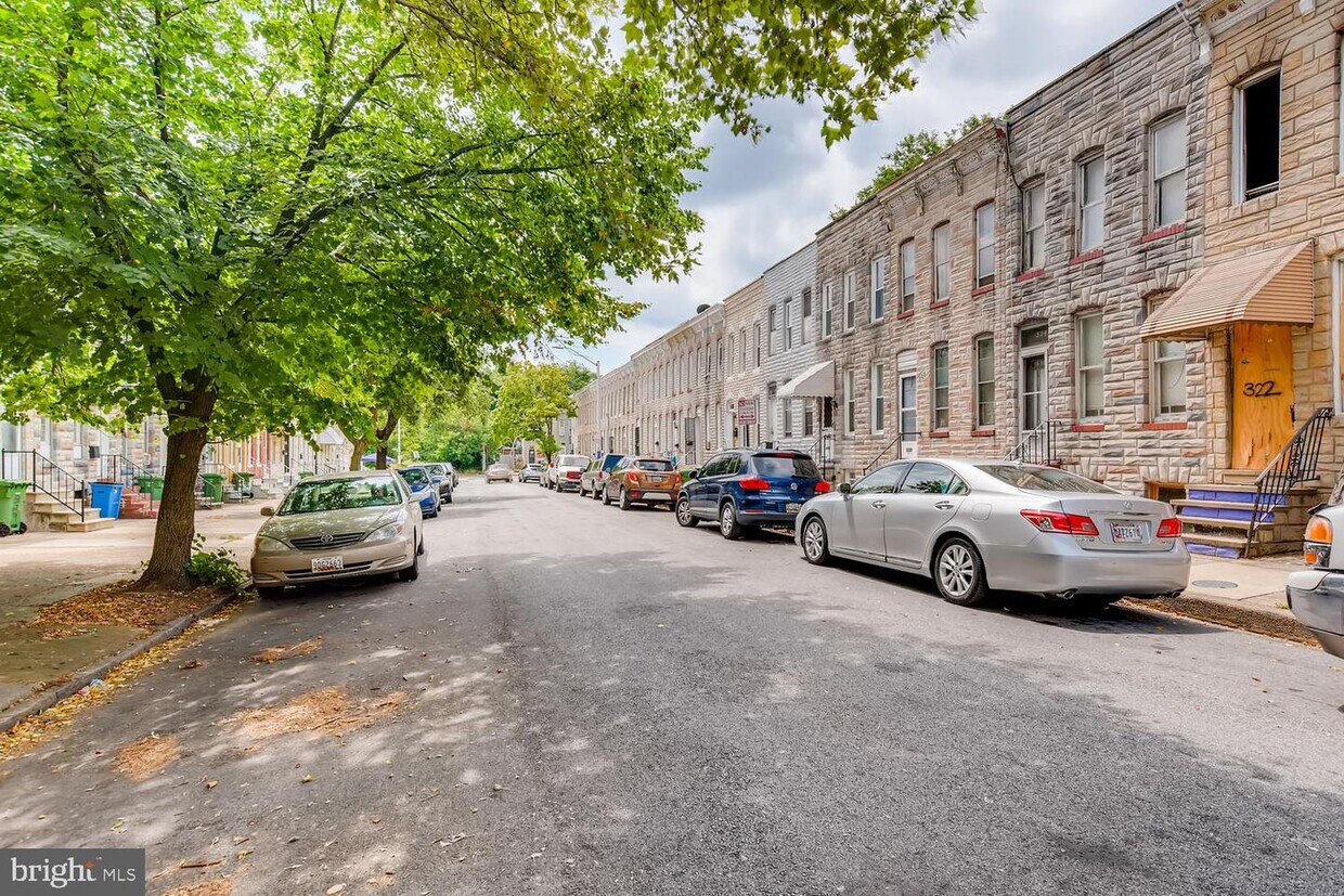 328 S Woodyear St, Baltimore, MD 21223 Townhome Rentals in Baltimore