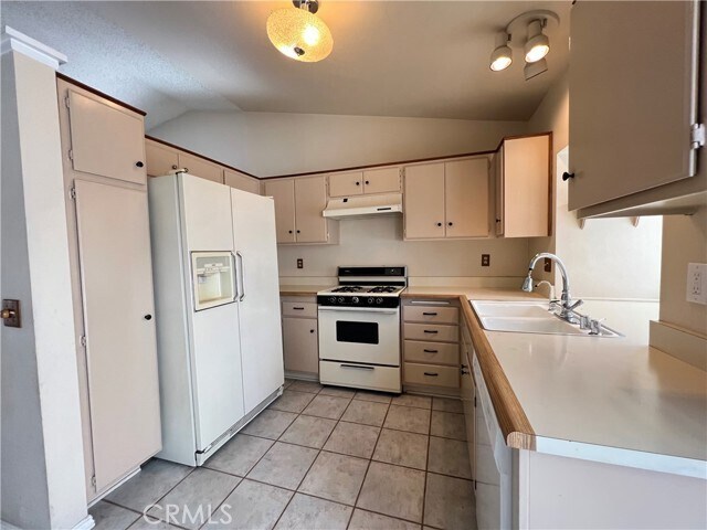 Building Photo - 12748 Nicolet Ct