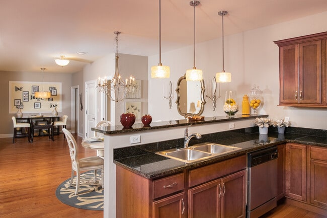 Building Photo - Vineyard Commons