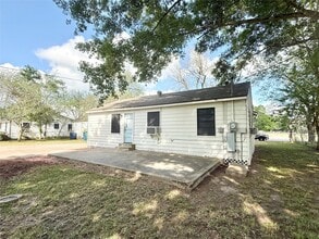 Building Photo - 832 S Anderson St