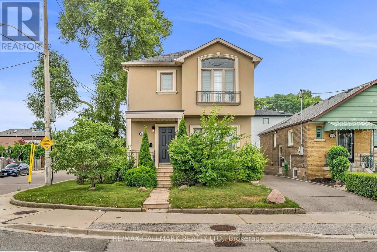Primary Photo - 450 Cosburn Ave.