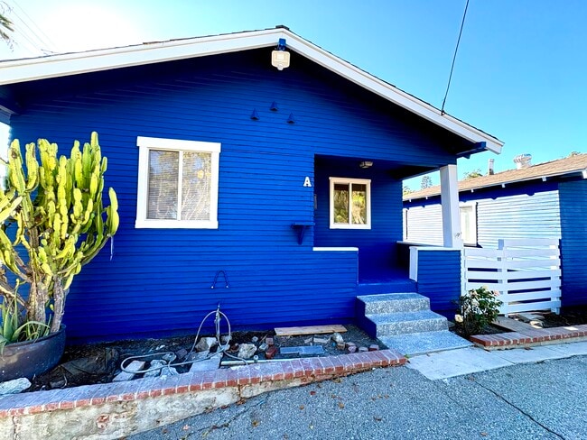 Building Photo - 754 W Elberon Ave