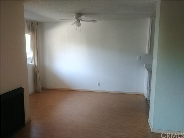 Building Photo - 2386 E Del Mar Blvd