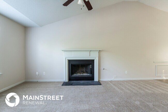 Foto del edificio - 720 White Oak Ct