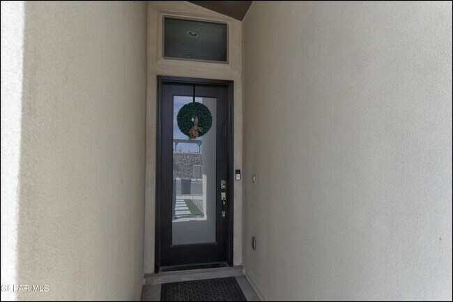 Foto del edificio - 12998 Terrington Ave