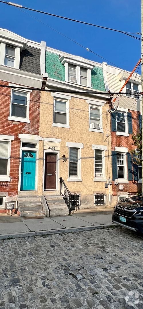 Building Photo - 4655 Smick St