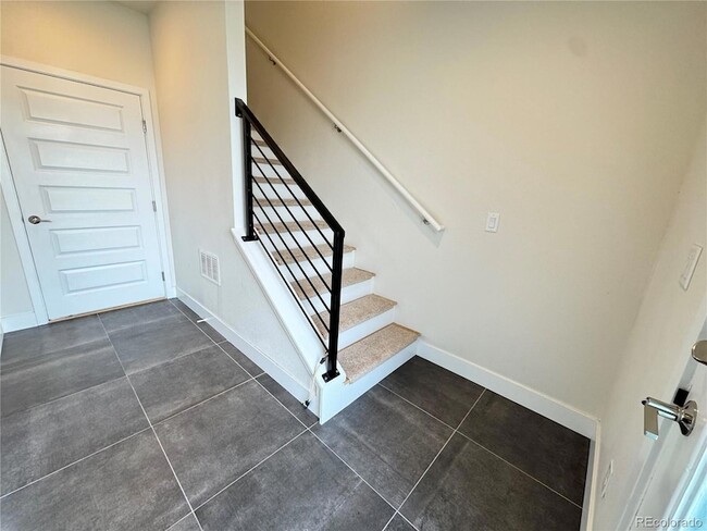 Building Photo - 3050 Wilson Ct