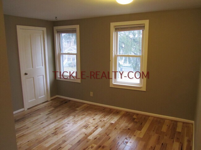 Foto del edificio - 839 Meigs St