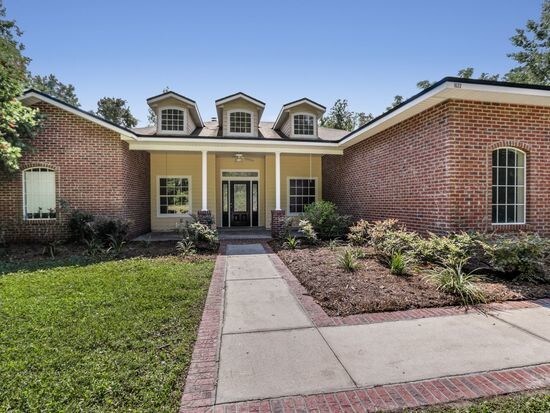 Foto principal - 1622 Starratt Rd