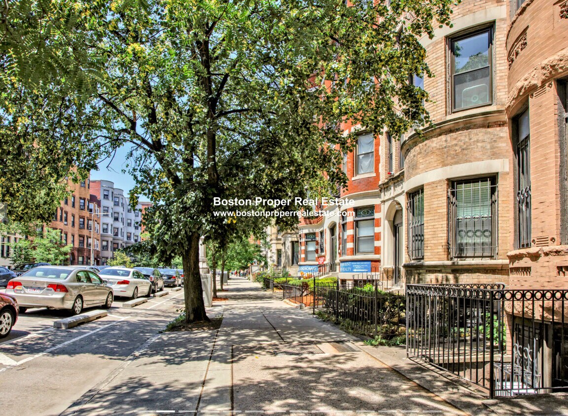 Foto del edificio - 57 Westland Ave