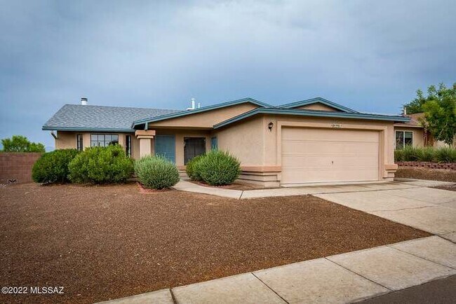 Building Photo - 9981 E Falcon Point Dr