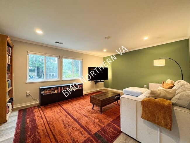 Photo - 1476 Greenmont Ct- House
