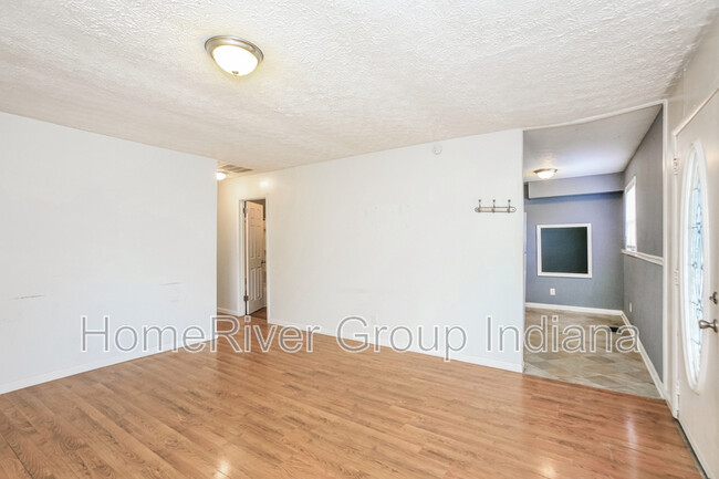 Foto del edificio - 4915 W Southern Ave