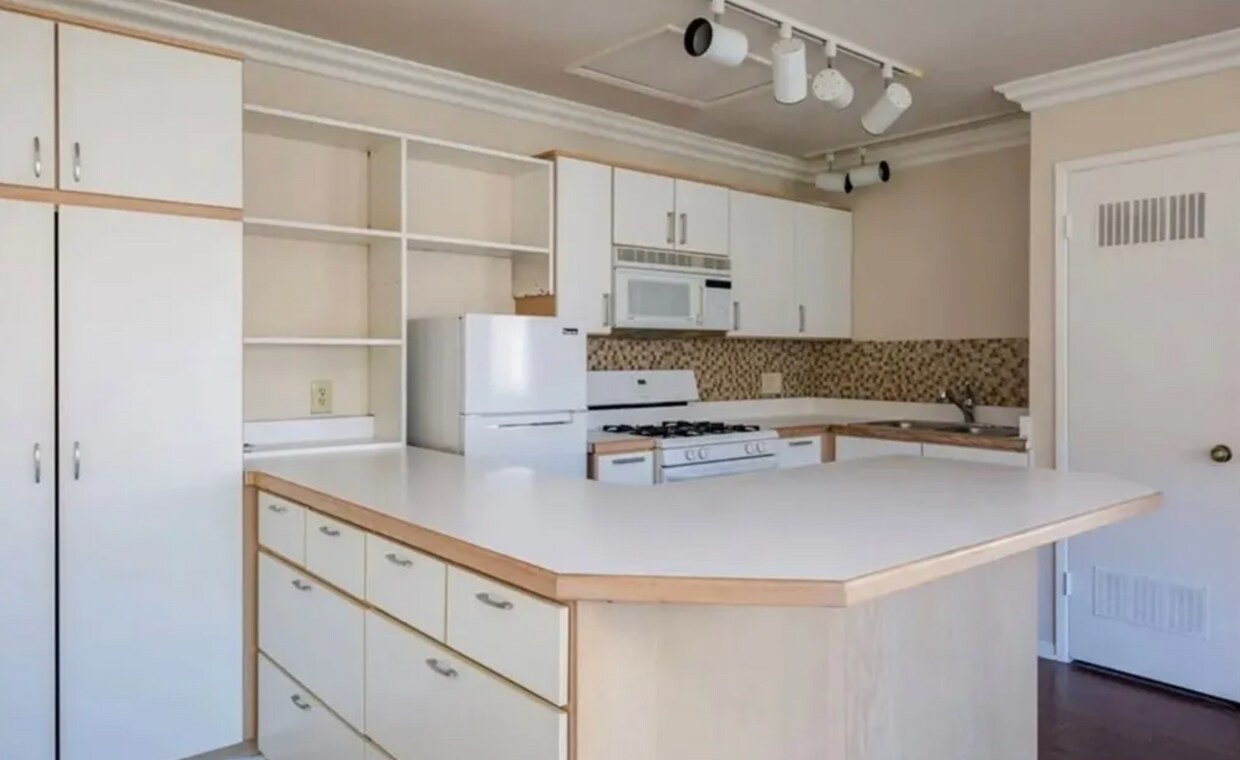 Foto principal - 1263 Pismo St