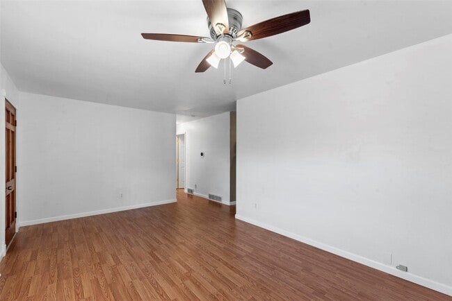 Building Photo - 2171 Richardson Rd