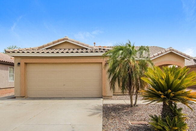 Building Photo - 2613 S 71st Dr