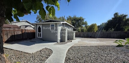 Building Photo - 5107 Hutchinson Rd
