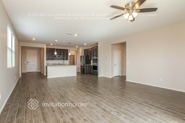 Foto del edificio - 12651 W Glenn Dr