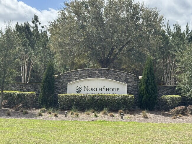 Building Photo - For Rent-  Spring Move in Special!!!!!!!  2nd Month's Rent FREE if you sign a lease before the en...