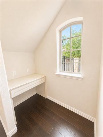 Building Photo - 1033 Lone Ivory Trail