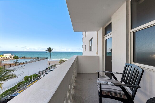 Building Photo - 4250 Galt Ocean Dr