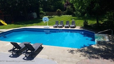 Building Photo - 634 Westwood Ave