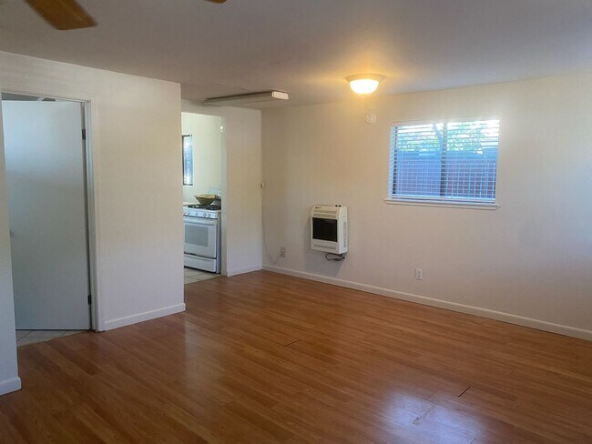 Building Photo - 2737- 9 El Camino Real/ 2760 Blenheim