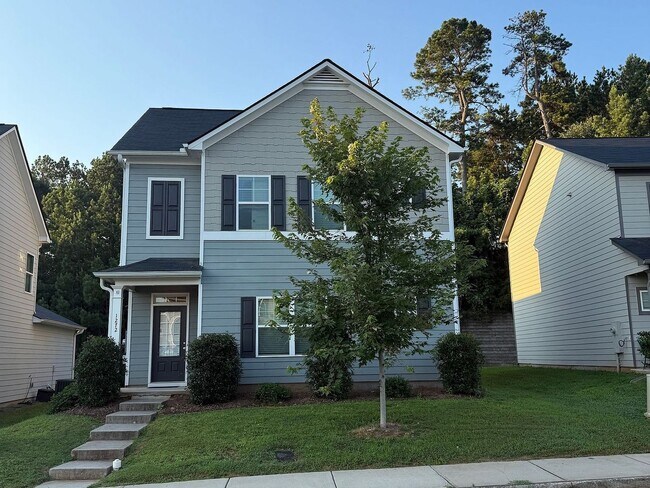 Foto del edificio - Stylish 3-Bedroom Home Near Downtown Athens