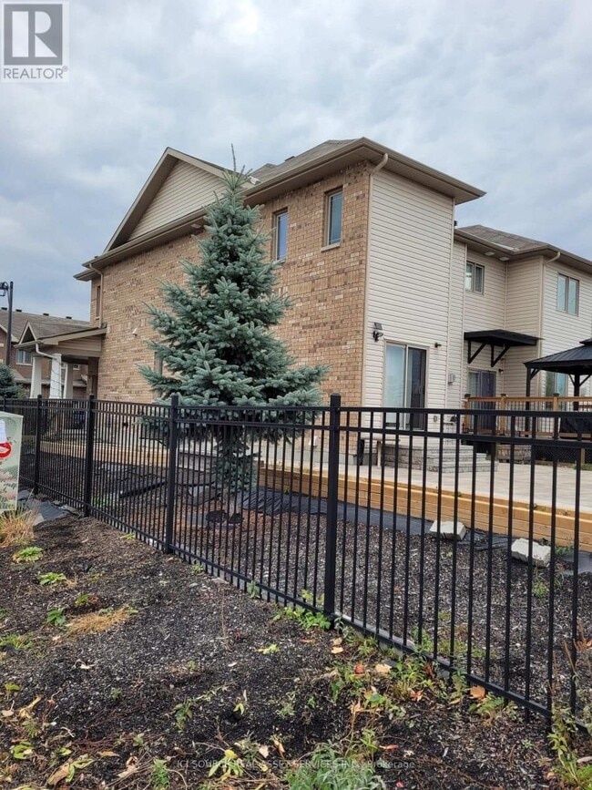 Photo du bâtiment - 640 Via Campanale Ave