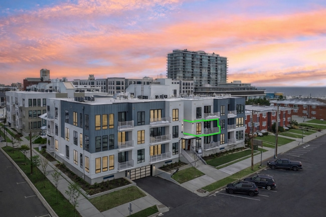 Welcome to 215 2nd Ave. - 215 2nd Ave