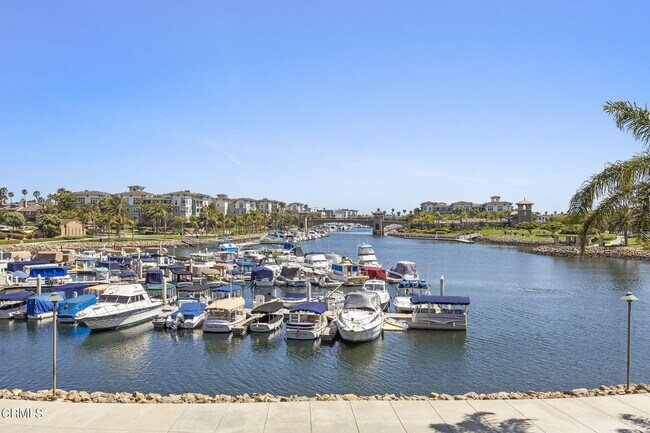 Foto del edificio - 4006 Tradewinds Dr
