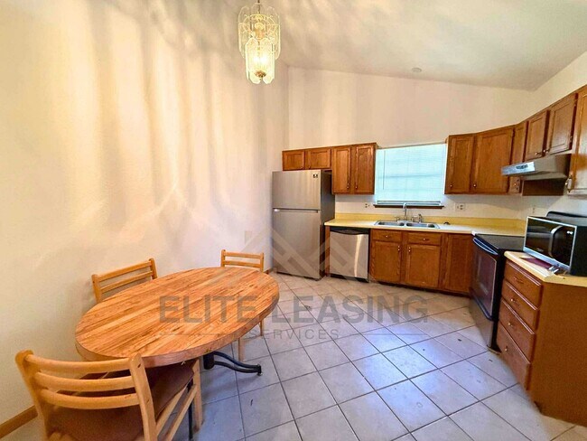 Foto del edificio - 5611 SW 36th Terrace