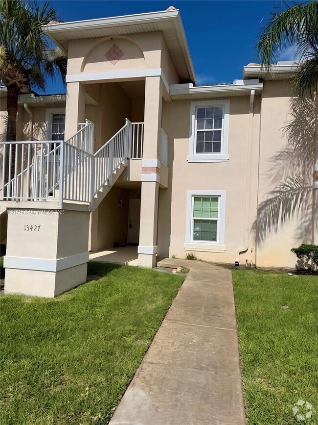 Building Photo - 13427 Fairway Glen Dr