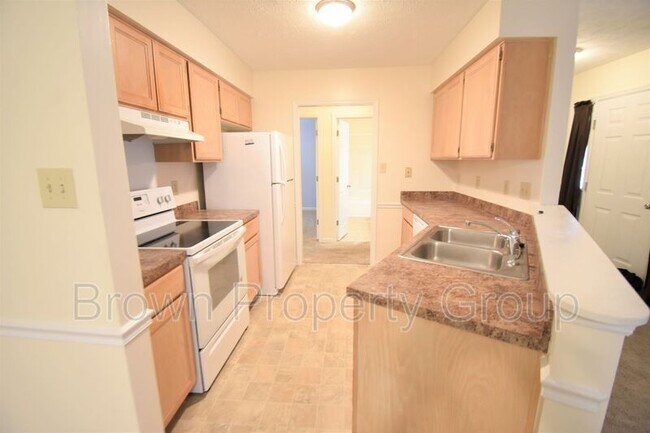 Foto del edificio - 711 Alexwood Dr