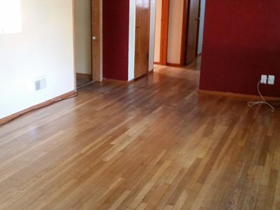 Foto del edificio - Ranch for rent in South Chicago Heights