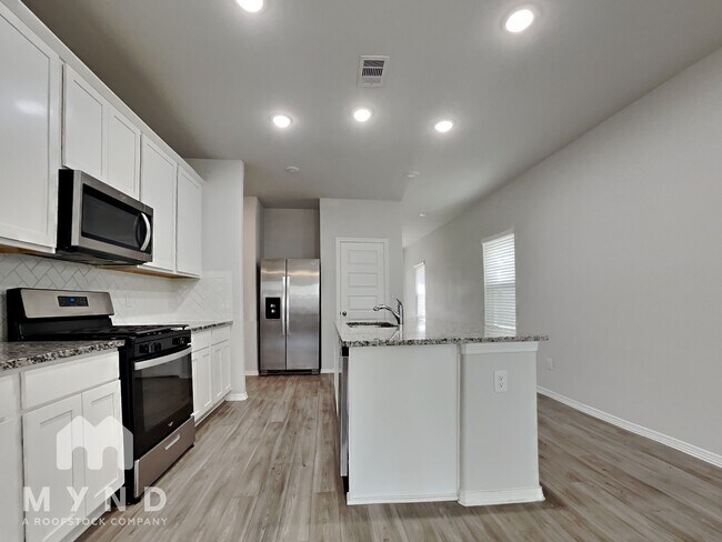 Building Photo - 23342 Kinsfolk Dr