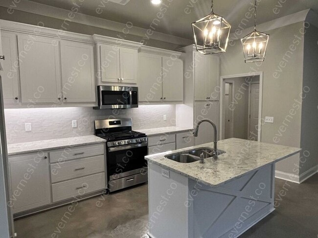 Building Photo - 509 Arden Dr