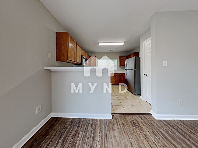 Building Photo - 119 Winding Canyon Dr