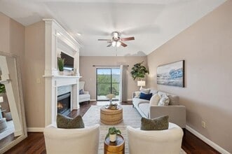 Building Photo - 1877 Signal Ridge Pl