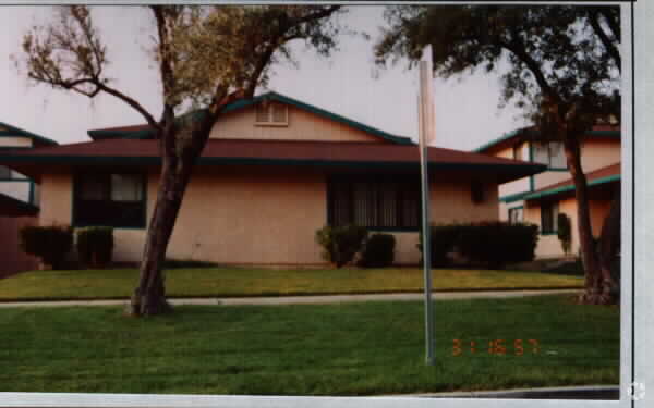 Foto del edificio - 505 W Limited Ave