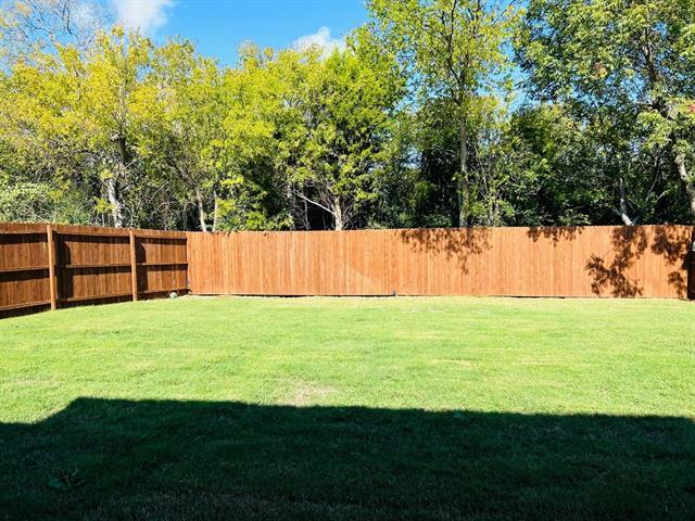 Foto del edificio - 2117 Rustling Oaks Dr