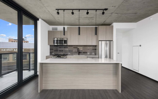 Foto del edificio - 1454 W Randolph St