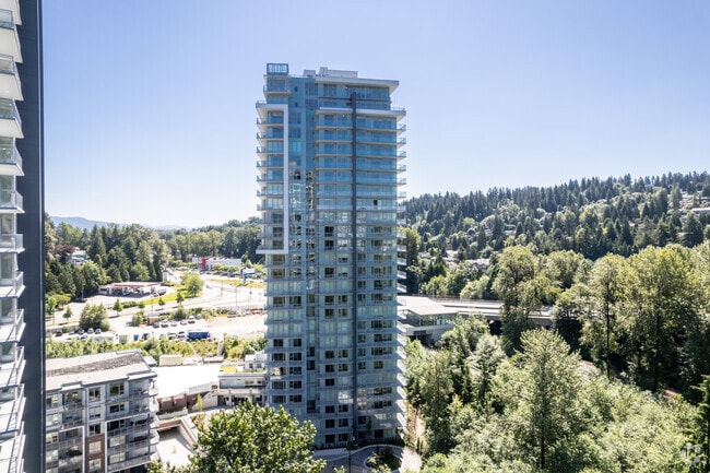 Construction Photo 7/22 - the Grande East Tower