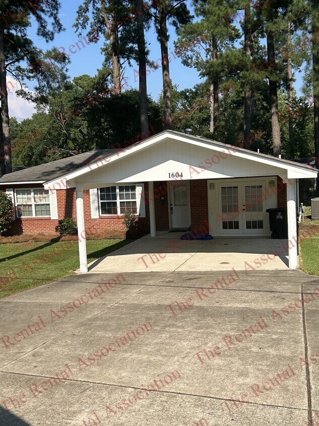 Foto principal - 1604 Rosemont St