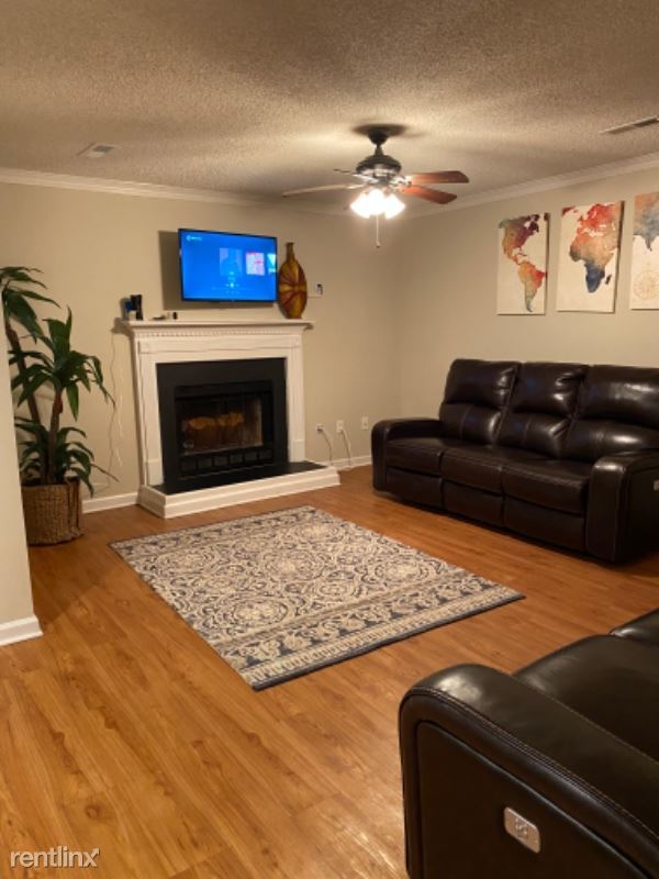 Foto del edificio - 3 br, 2.5 bath House - 810 Williamsburg Ln