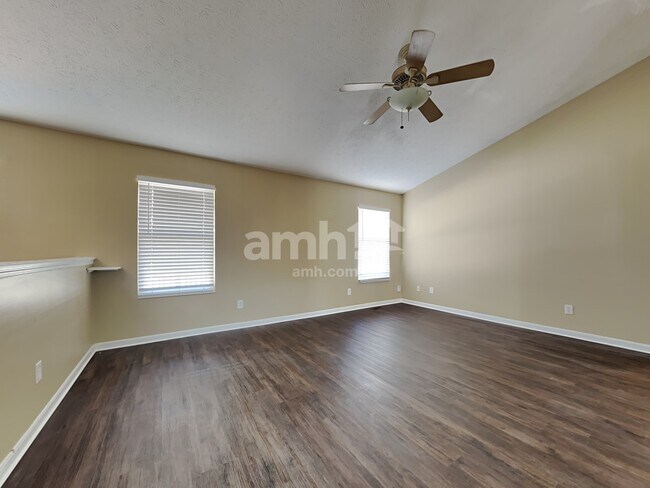 Foto del edificio - 4435 Hawk Watch Way