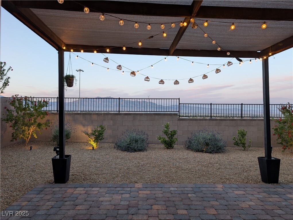 Foto principal - 5240 Sunstone Mesa Dr