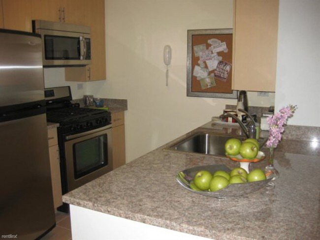 Foto del edificio - 15330 89th Ave